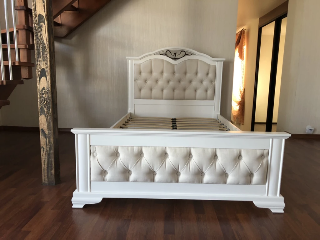 Кровать «Генуя» из массива дерева от производителя большое фото 2